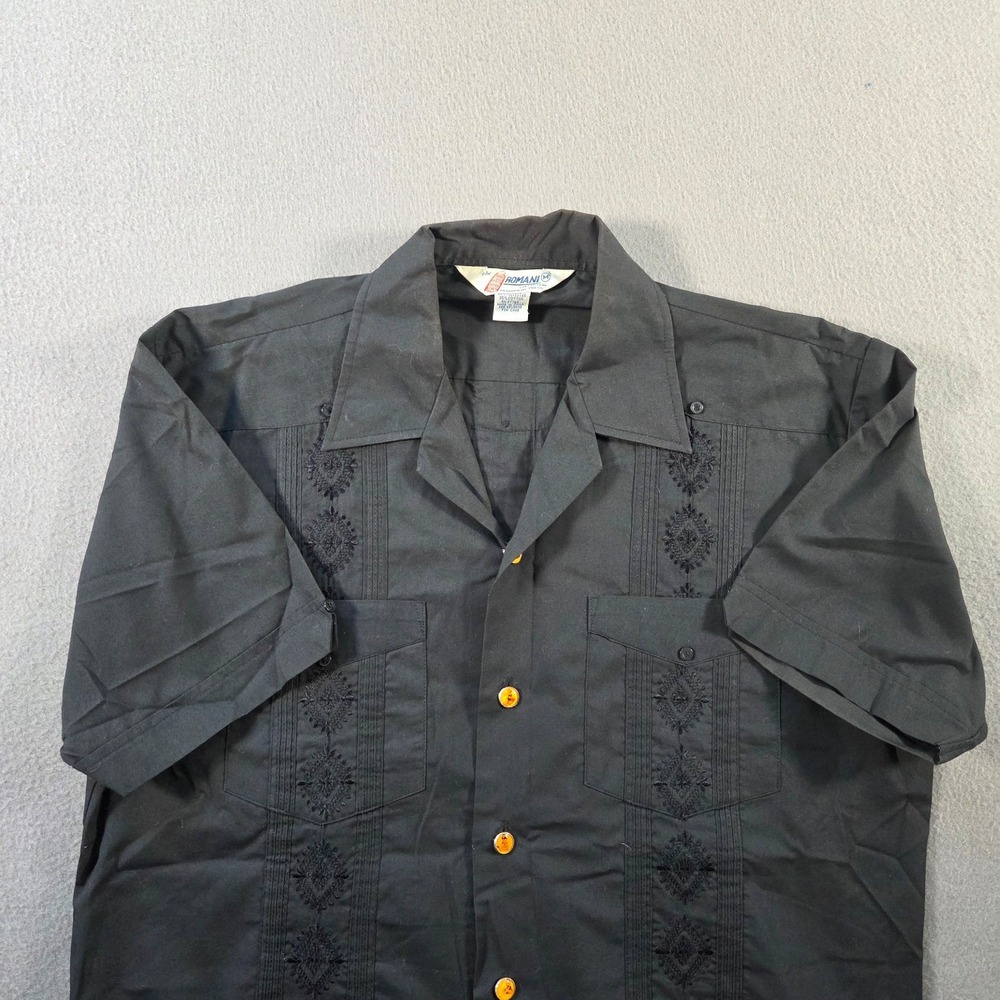 Vintage Guayabera Shirt Mens Medium Black Embroidered PinUp Buttons Romani